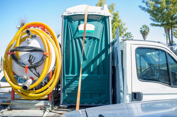 Best Porta potty delivery and setup  in Fenton, MO